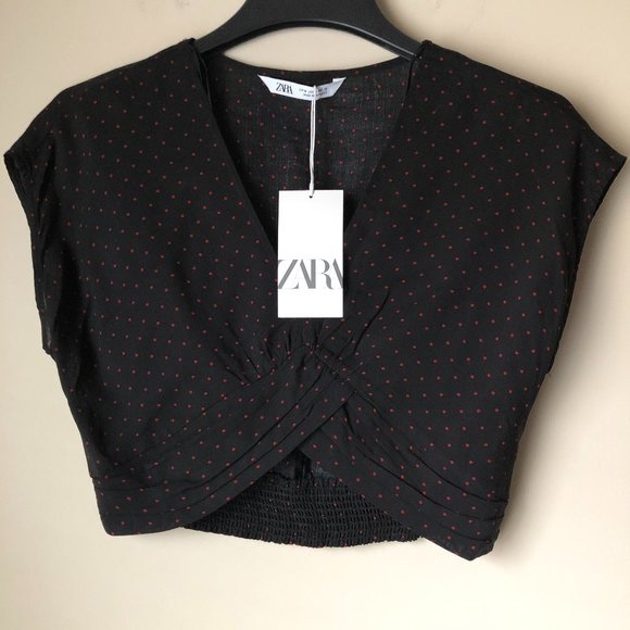 Zara Tops - ZARA CROPPED TOP